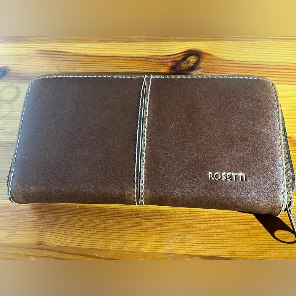 Vintage Rosetti Woman’s leather Wallet Clutch